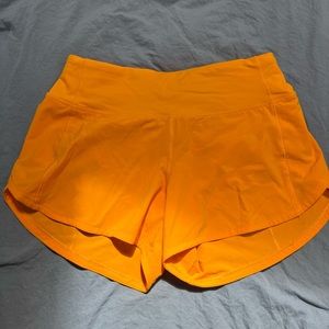 Lululemon 4’ speed up shorts